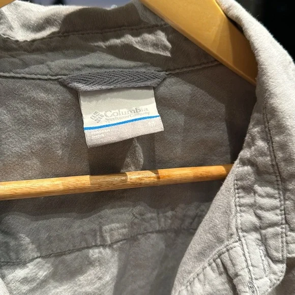 Columbia long sleeve button up - Picture 2 of 5